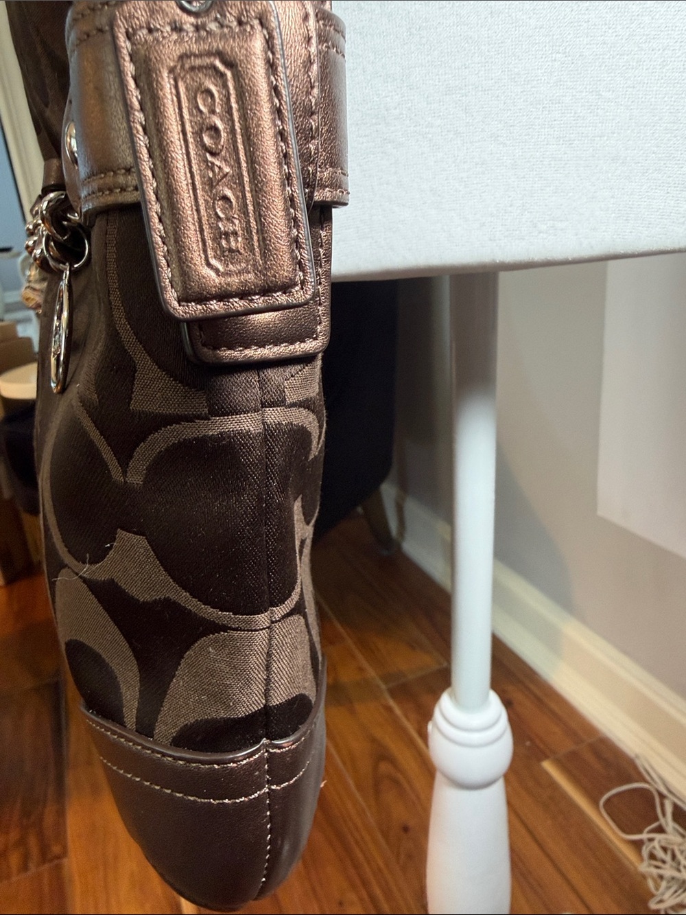 COACH NWOT Sig./optic brown sateen/bronze leather chain W/charm & hang tag bag - Picture 7 of 14